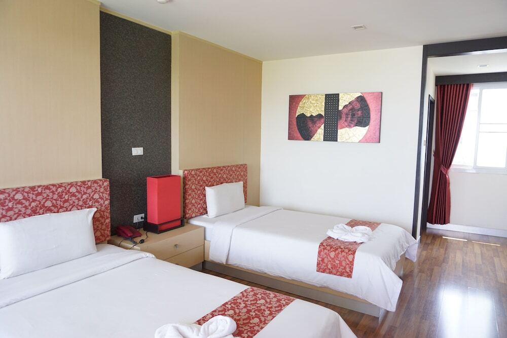 Чумпхон: Panatara Hotel