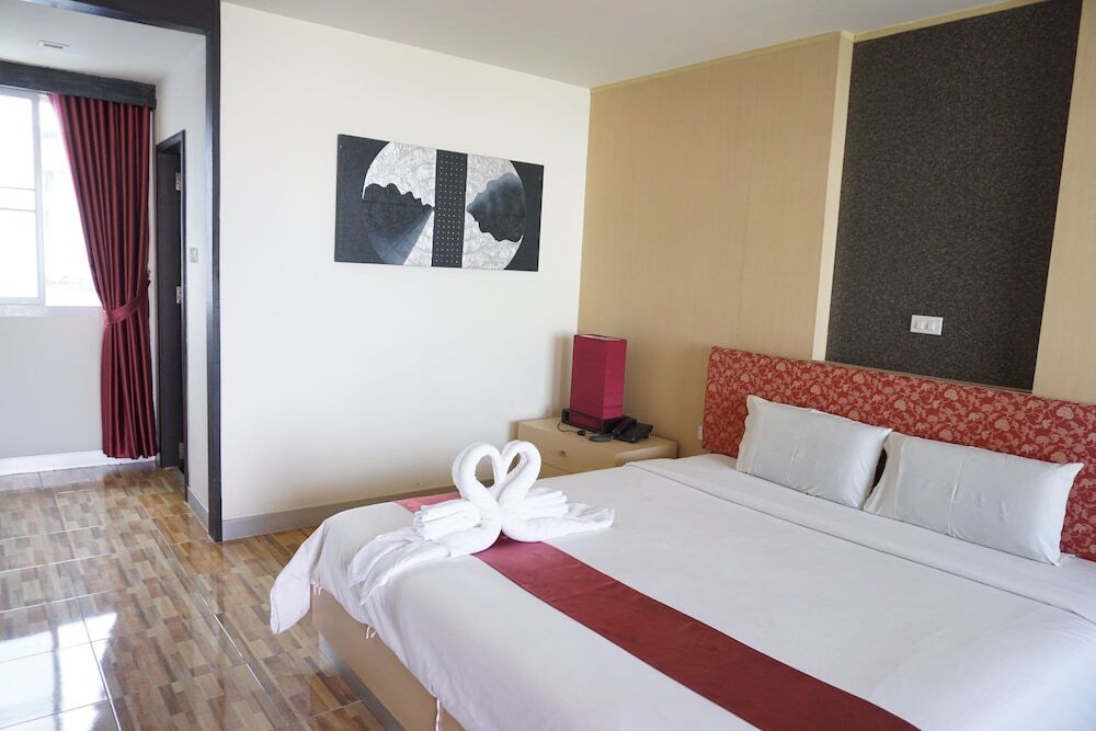 Чумпхон: Panatara Hotel