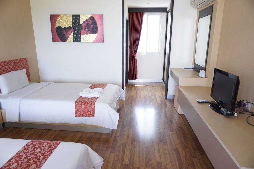 Чумпхон: Panatara Hotel