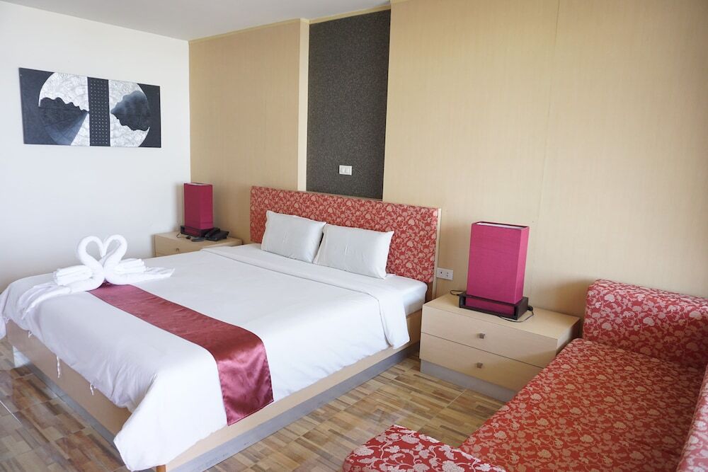 Чумпхон: Panatara Hotel