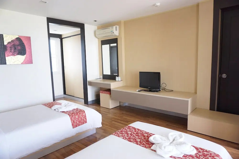 Чумпхон: Panatara Hotel