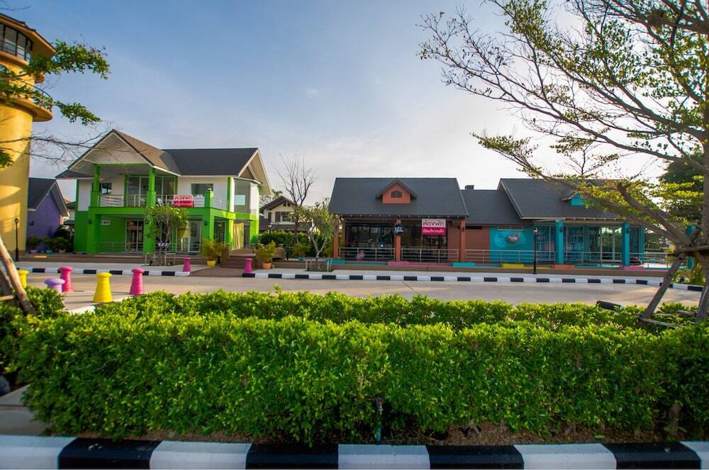 Удонтхани: Usotel Waterland Hotel