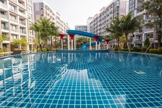 Паттайя: Dusit Grand Park by GrandisVillas