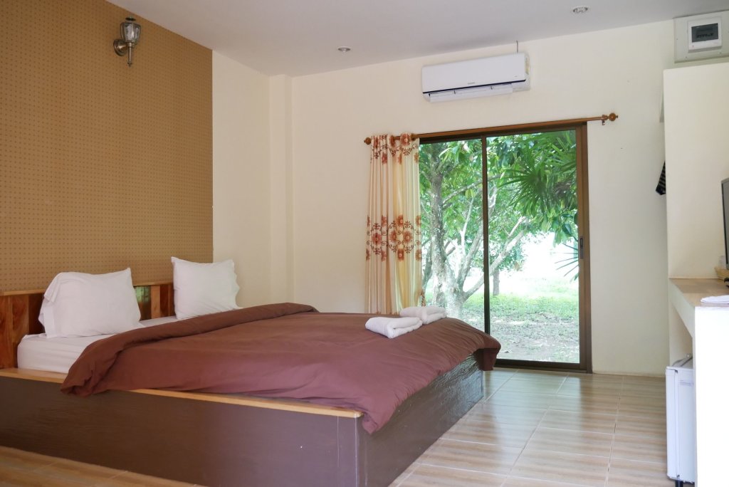 Столичный район Чантхабури: Aiyara Garden Resort