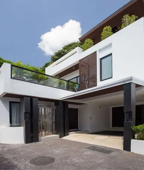 Муанг: Nai Harn Lake Villa by Holiplanet