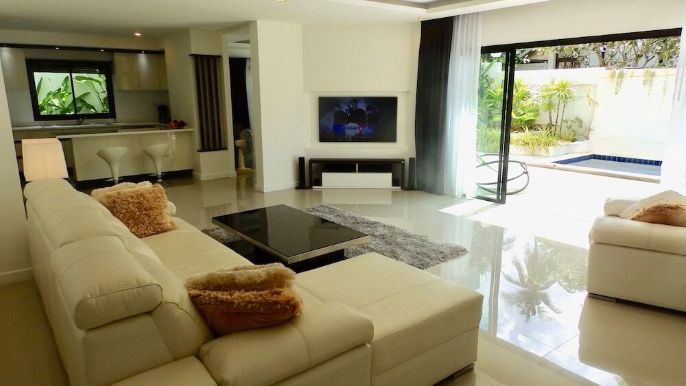 Самуи: 3 Bedroom Private Pool Villa Flora