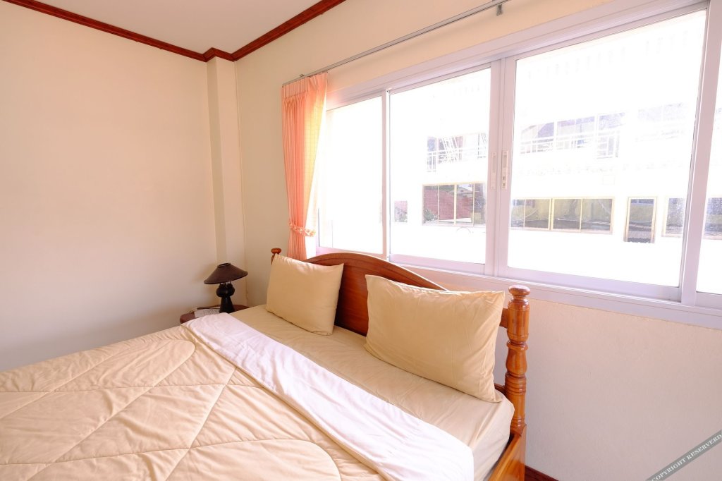 Нахон Фаном: Krunkrao Hotel
