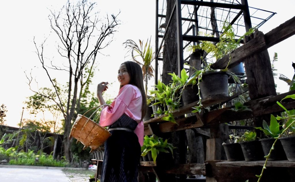 Сакон Накхон: Hug Sakonnakhon