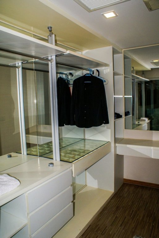 Паттайя: Sixty Six Pattaya Beach Road Apartment