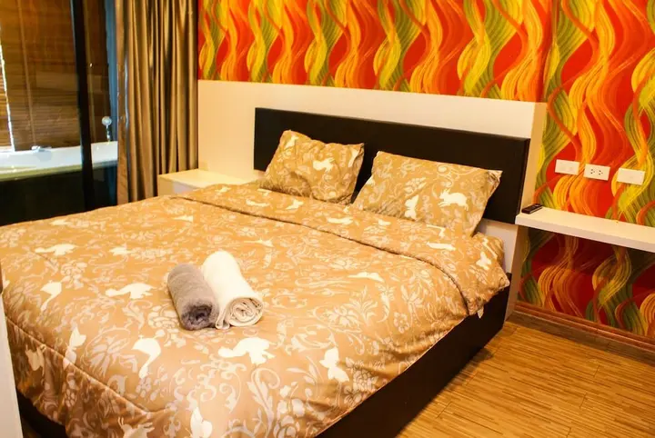 Паттайя: Sixty Six Pattaya Beach Road Apartment