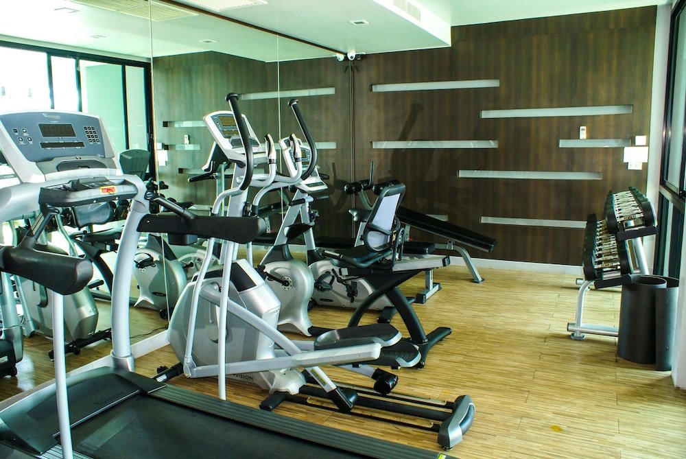 Паттайя: Sixty Six Pattaya Beach Road Apartment