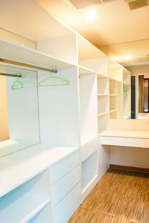Паттайя: Sixty Six Pattaya Beach Road Apartment