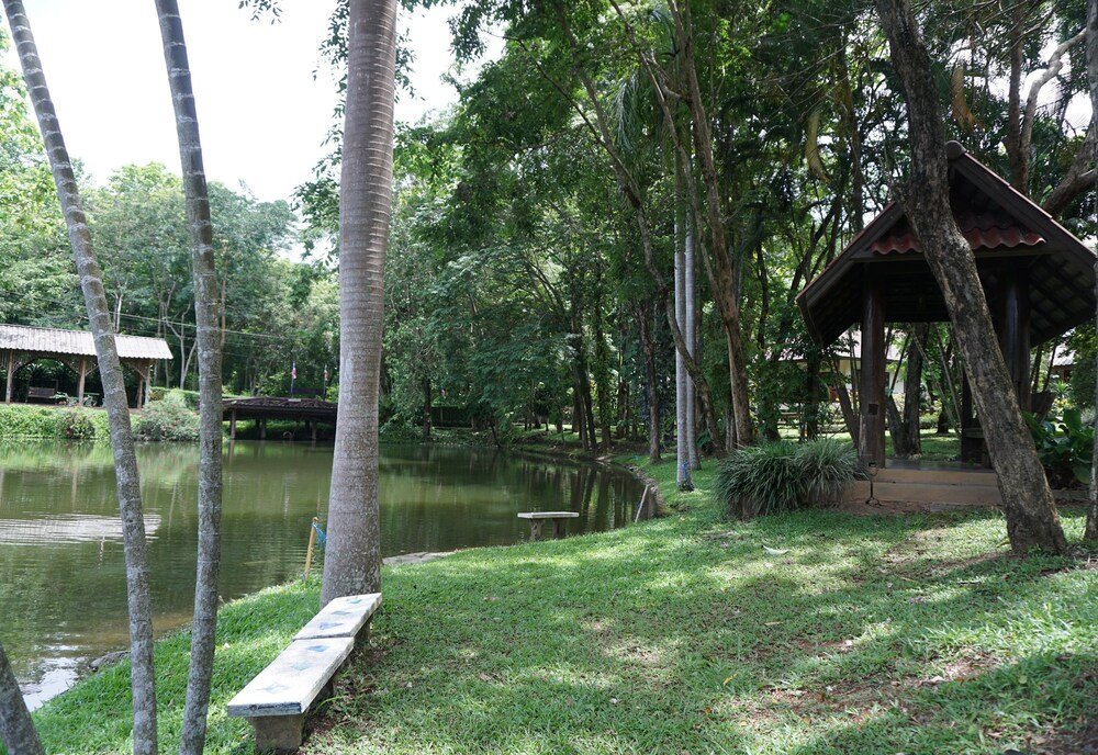 Пуа: Rai Juthamas Resort