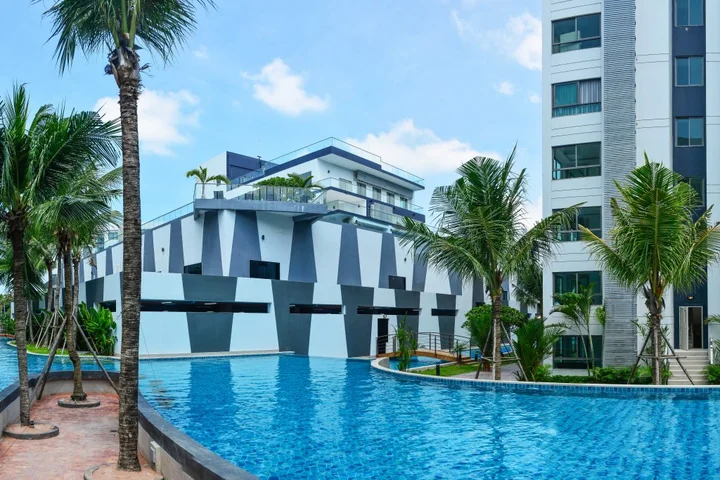 Паттайя: Апартаменты Arcadia Condo Big Pool-Big Gym