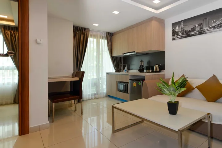 Паттайя: Апартаменты Arcadia Condo Big Pool-Big Gym