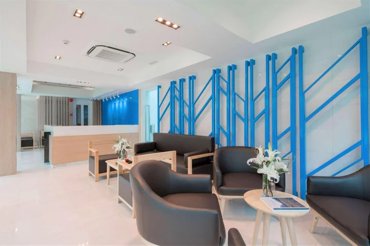 Равай: The Beachfront Hotel Phuket