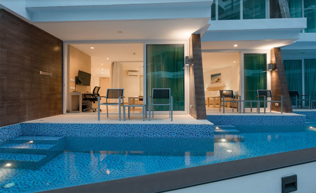 Равай: The Beachfront Hotel Phuket