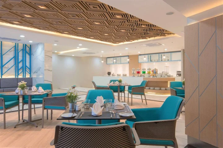 Равай: The Beachfront Hotel Phuket