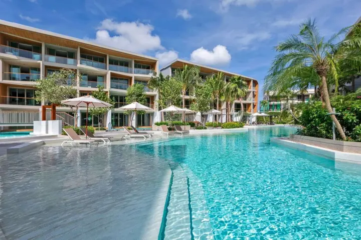 Пхукет: Отель Wyndham Grand Nai Harn Beach Phuket