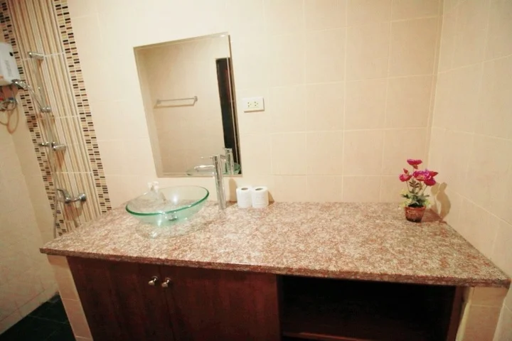Паттайя: Adare Villa