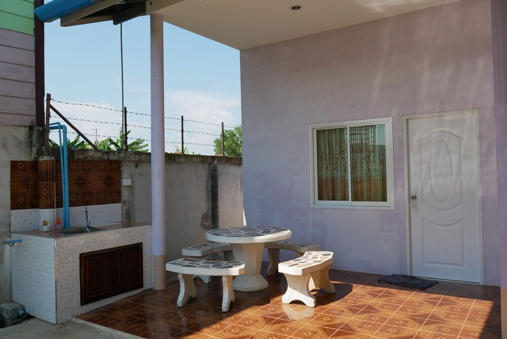 Та Кат Нгау: Baan Pak Phutawan Resort
