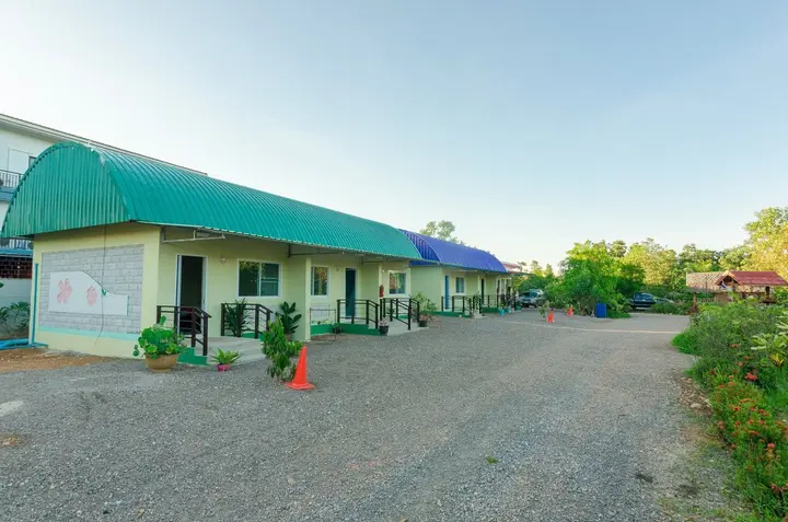 Чумпхон: Ariya Garden Home