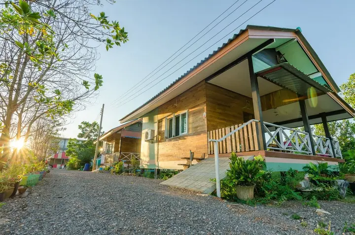 Чумпхон: Ariya Garden Home