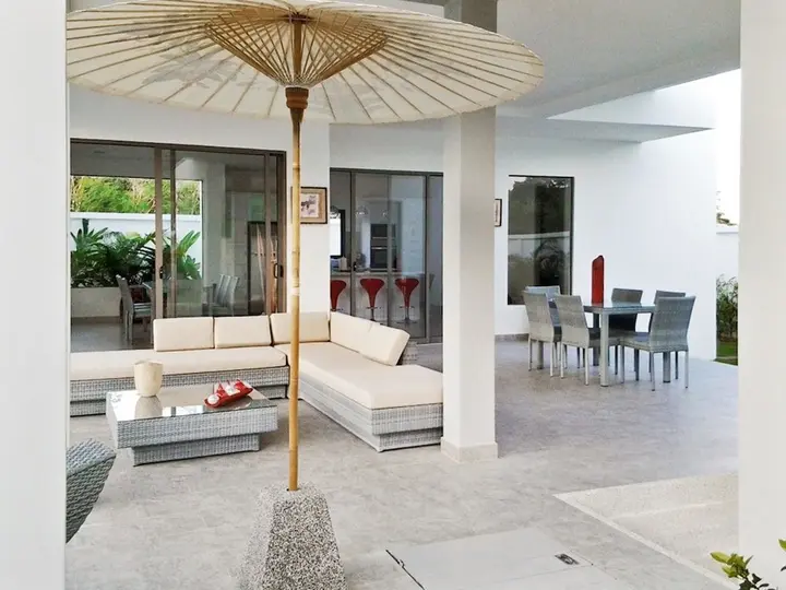Муанг: Villa With 3 Bedrooms in Rawai Phuket, With Private Pool, Enclosed Gar