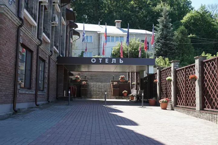 Смоленск: Отель Медведь