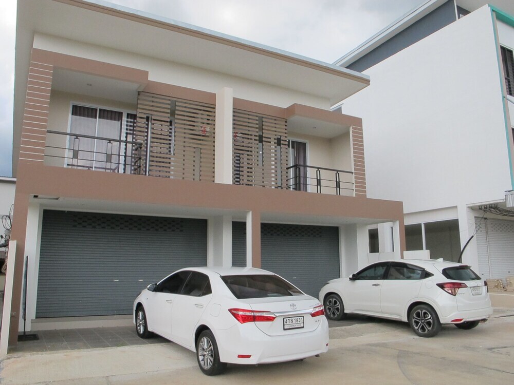 Сураттхани: Rachakrit Residence
