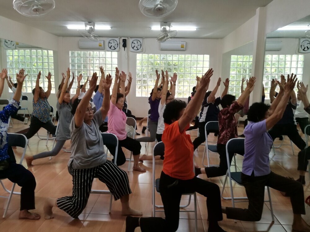 Дой-Сакет: Flow Yoga CNX House