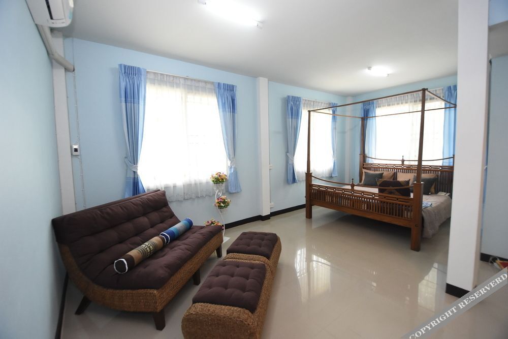 Дой-Сакет: Flow Yoga CNX House