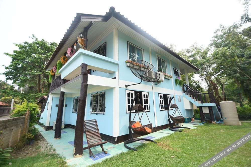 Дой-Сакет: Flow Yoga CNX House