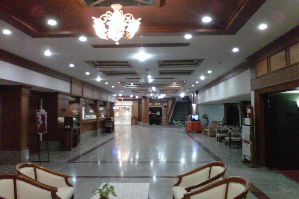 Кхлонг-Янг: Sripatana Hotel