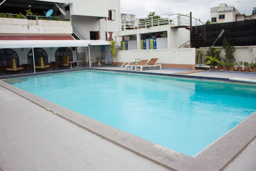 Кхлонг-Янг: Sripatana Hotel