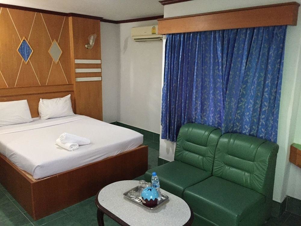 Садао: J.K House Hotel