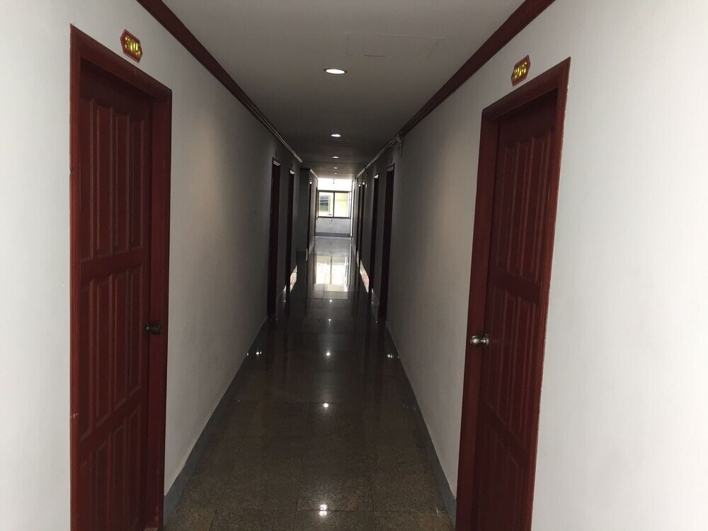 Садао: J.K House Hotel