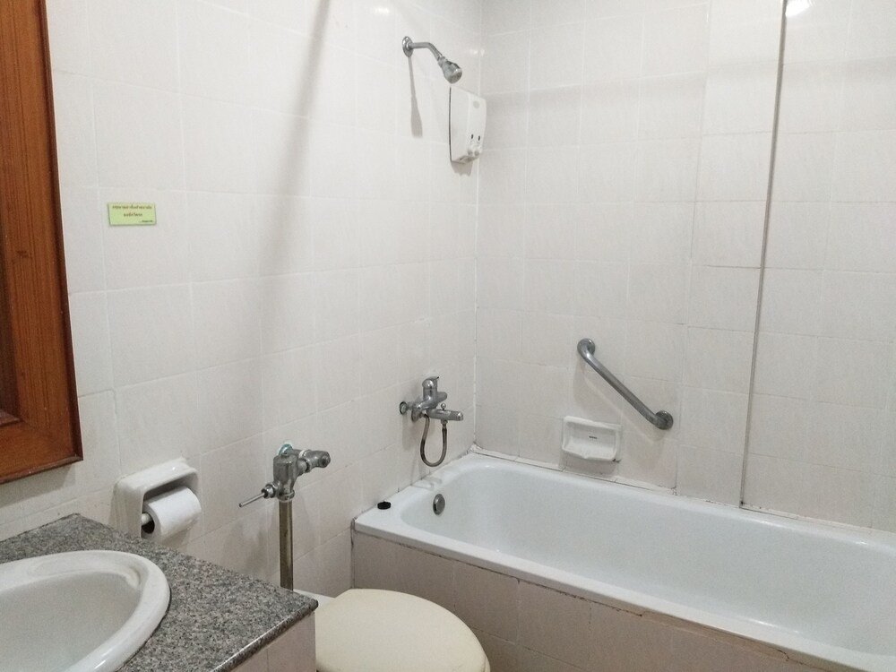 Кхлонг-Янг: Best Hotel