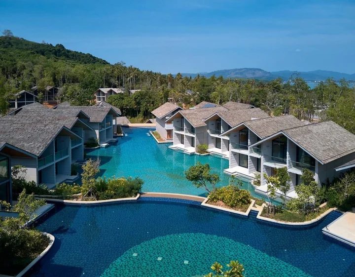 Муанг: Island Escape Burasari