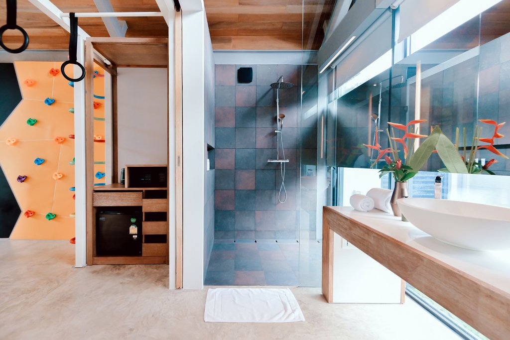 Муанг: Island Escape Burasari