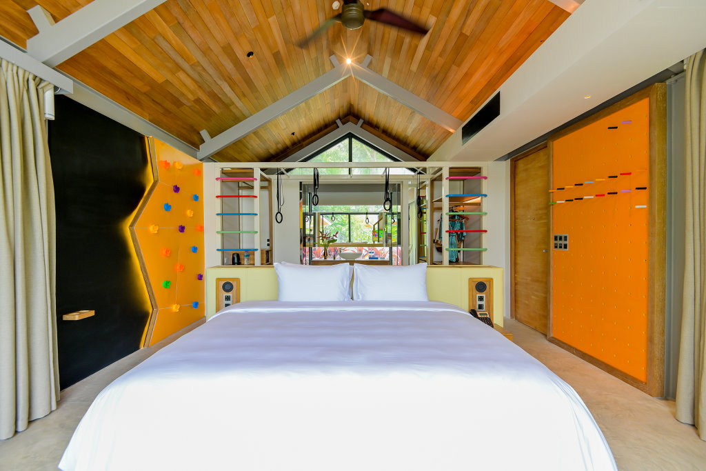 Муанг: Island Escape Burasari