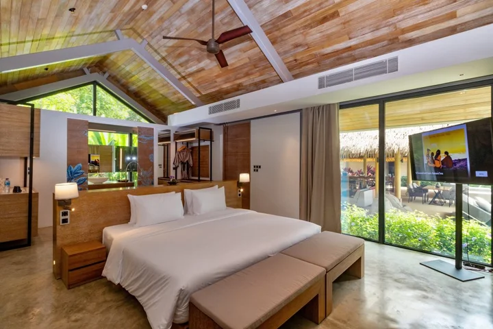 Муанг: Island Escape Burasari