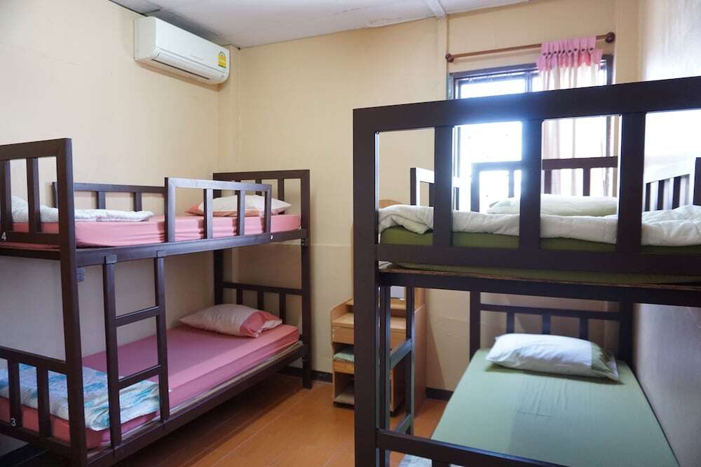 Бангкок: OYO 730 Meedee Hostel