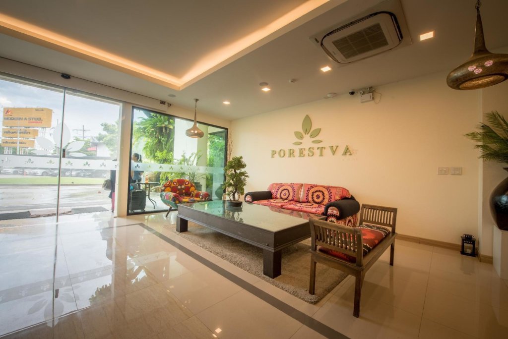 Сирача: Porestva Hotel Sriracha