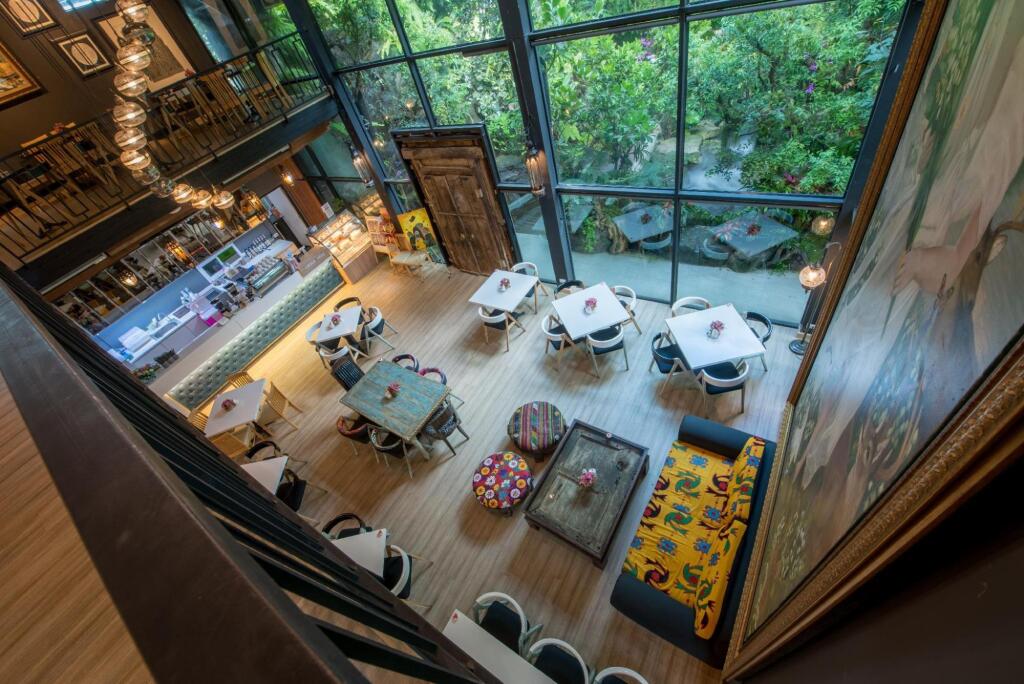 Сирача: Porestva Hotel Sriracha