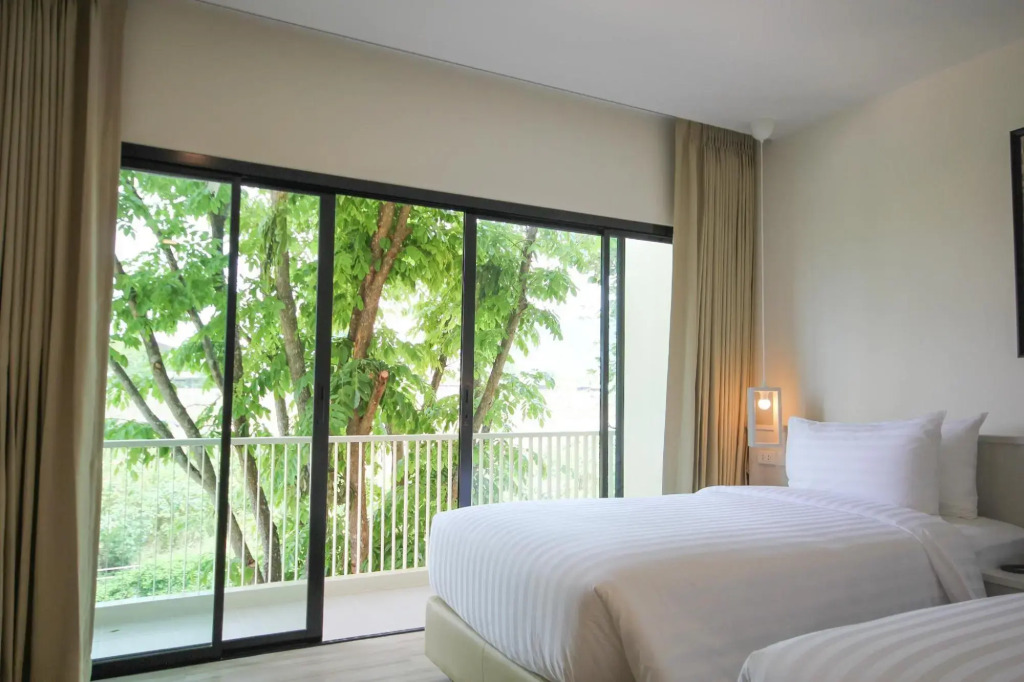 Сирача: Porestva Hotel Sriracha