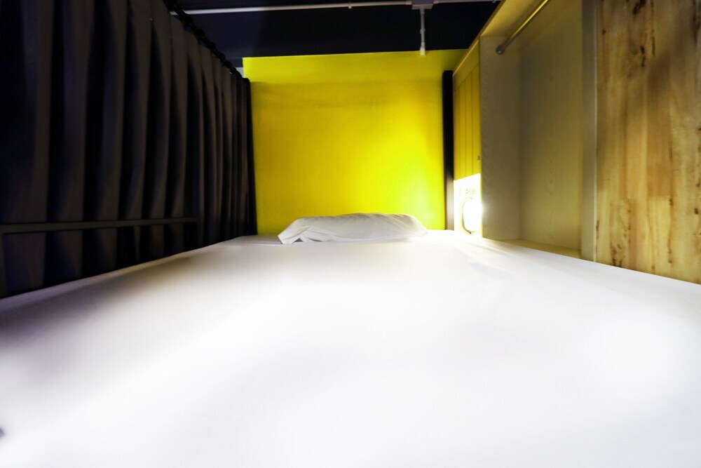 Бангкок: Room 22 Hostel