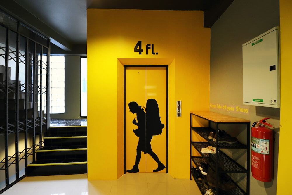 Бангкок: Room 22 Hostel