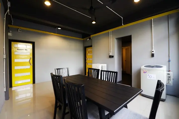 Бангкок: Room 22 Hostel