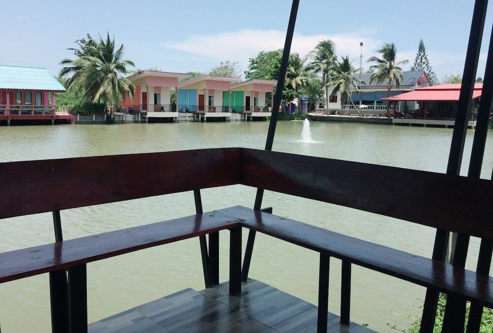 Тха-Май-Руак: Rim Nam Riva Resort